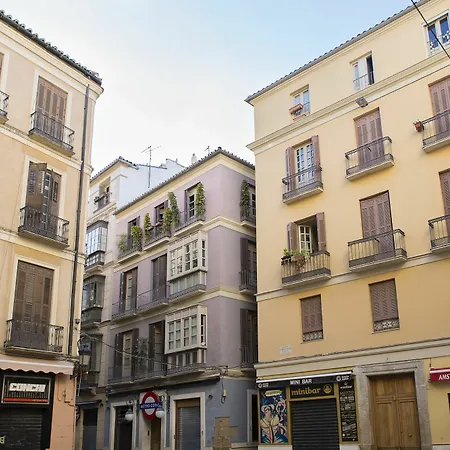 Suncity Flat Mitjana Málaga