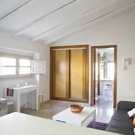 Suncity Flat Mitjana Apartamento *